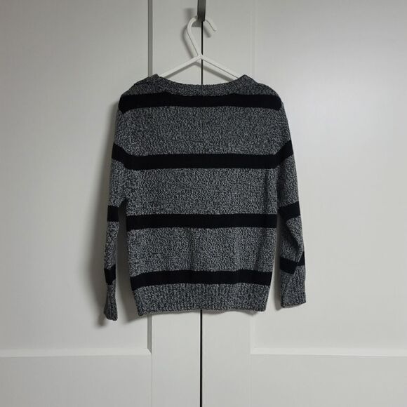 Arizona jean co. Bundle of boys sweaters size small (4) - Picture 12 of 13